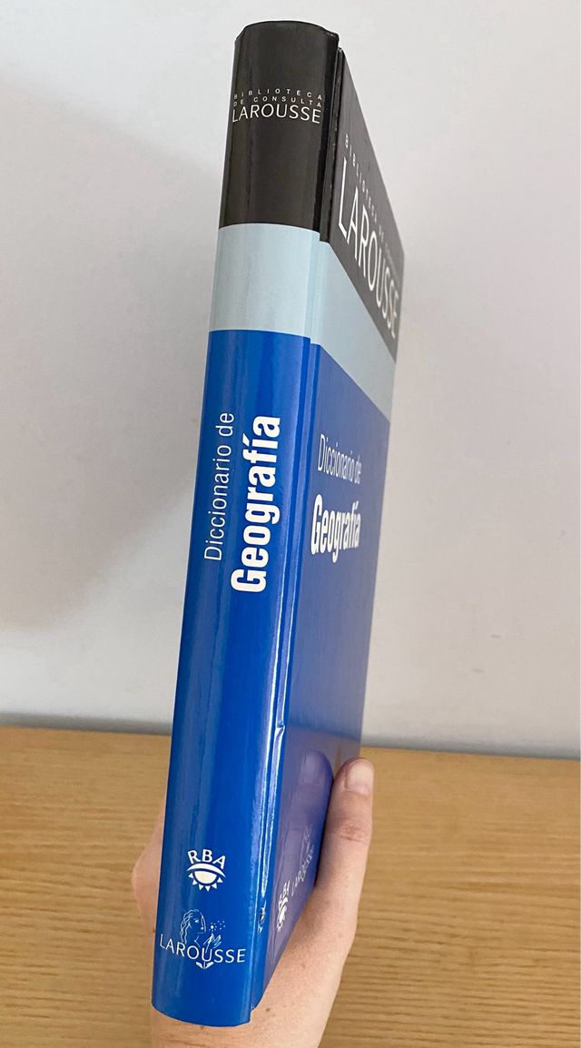 Diccionario de Geografía Larousse