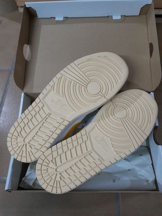 Nike Air Jordan 1 Low Sail Yellow - Varias Tallas!