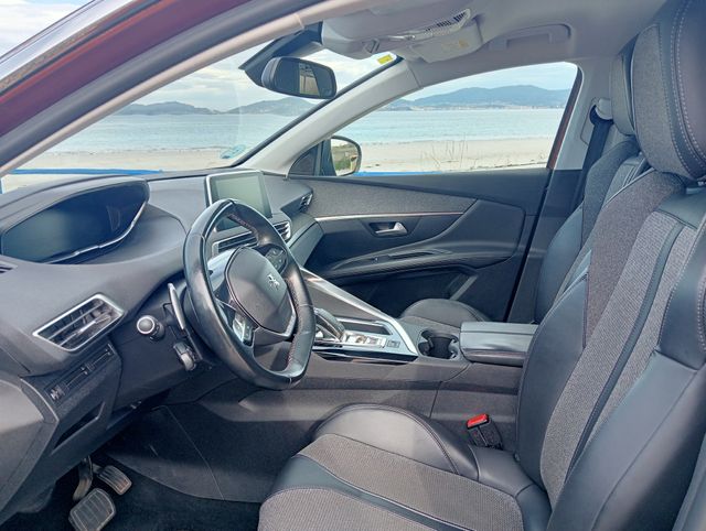 Peugeot 3008 allure blue HDI