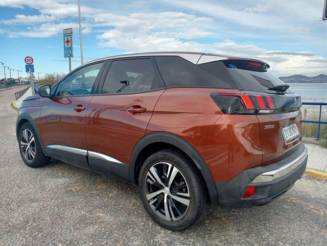 Peugeot 3008 allure blue HDI