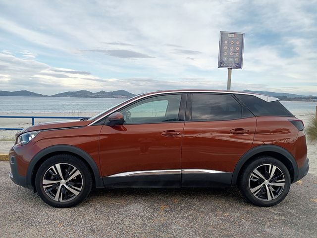 Peugeot 3008 allure blue HDI