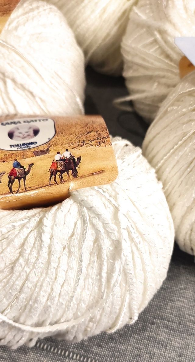 Lotto 6 pz. filati bianco lana gatto sfinge