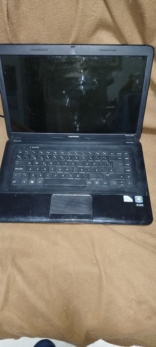 Ordenador portátil Compaq presario CQ58