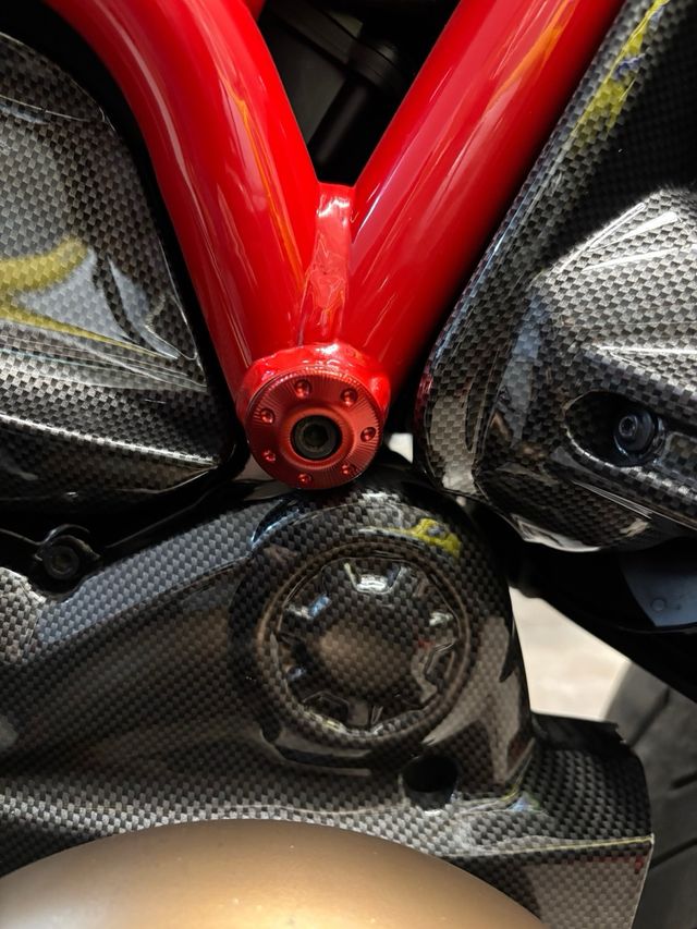 Tapones chasis Ducati perfomance