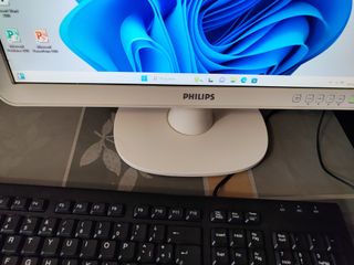 HP CORE I5 16GB W11 SSD MONITOR 20 WIFI AC BT