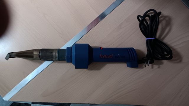 Pistola de aire caliente. 