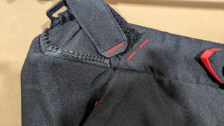 Pantalón Ixon Crosstour Negro