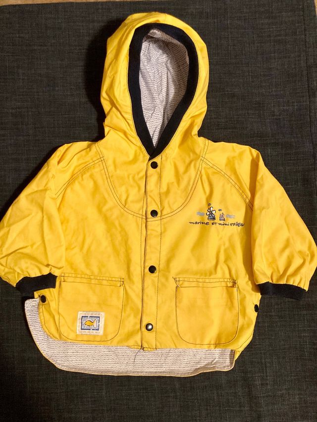 Chubasquero niña Mini Tribu.