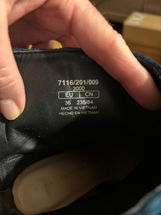 Botines terciopelo azul Zara