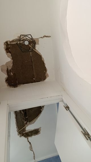 Persianas, mosquiteras y multiservicios.