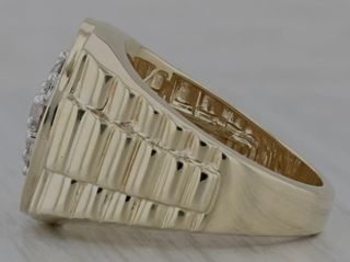 Anillo de oro