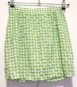 Falda corta Bershka 
