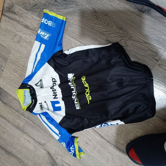 Maillot oficial net app endura