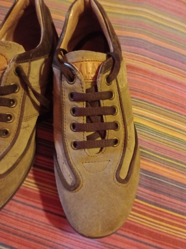 Scarpe n.32 "1 classe"