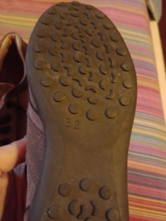 Scarpe n.32 "1 classe"