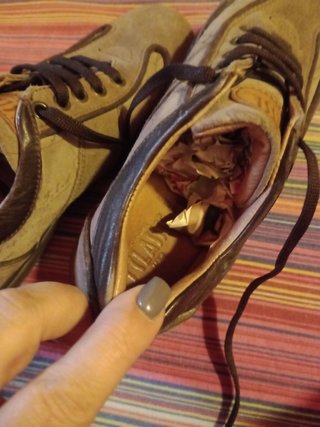 Scarpe n.32 "1 classe"