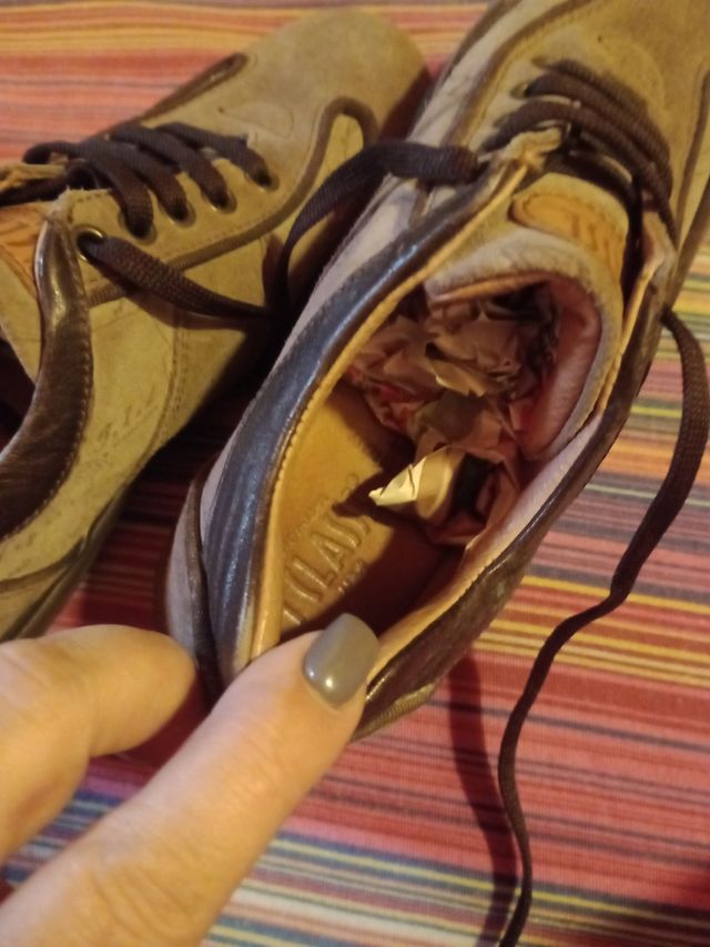 Scarpe n.32 "1 classe"