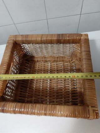 Cesto quadrato in vimini/rattan