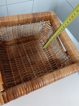 Cesto quadrato in vimini/rattan