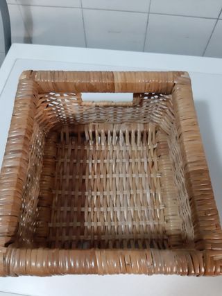 Cesto quadrato in vimini/rattan