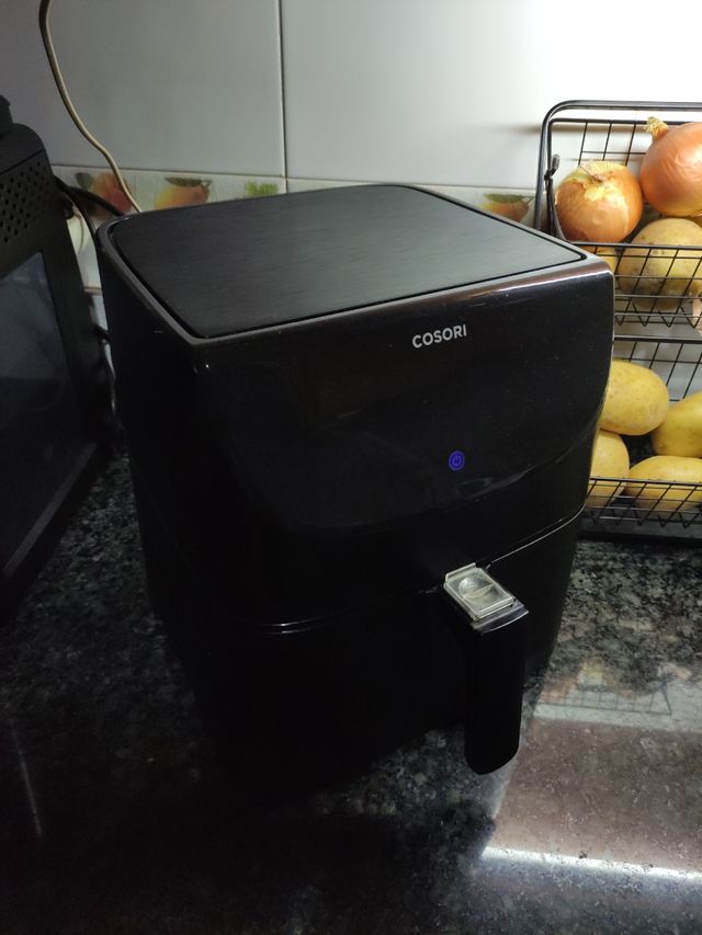 Airfyer. COSORI 5'5 lts.