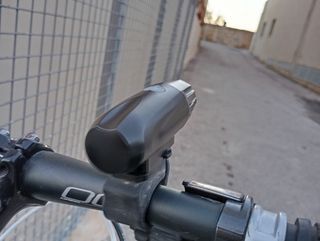 Luz Multi-Modo para bicicleta- Ajustable