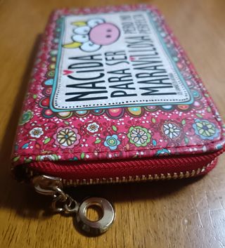 Cartera monedero"Les Camisetes" NUEVA