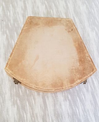 Set da cucito antico