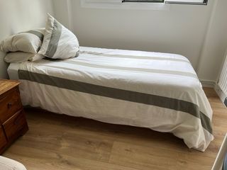 Cama con arcon y colchon