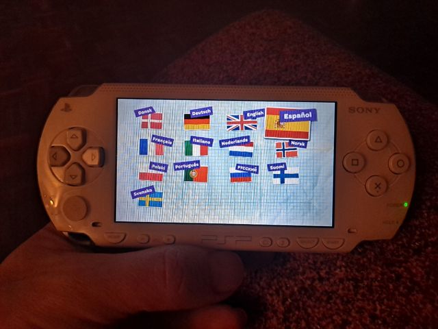 CONSOLA PSP CON JUEGOS