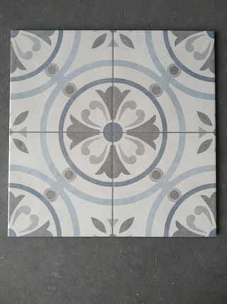 Pav.pasta roja Gorka blue.45x45