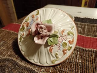 Ciotola con coperchio porcellana