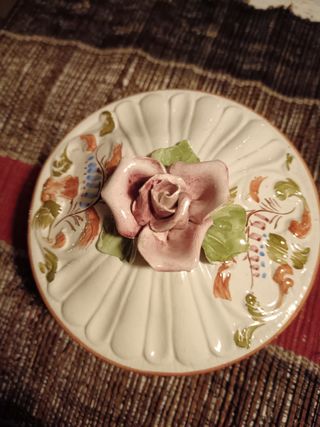 Ciotola con coperchio porcellana