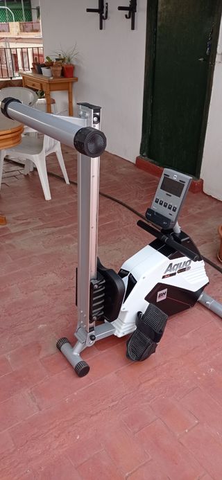 Maquina de remo BH precio negociable.