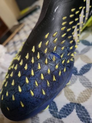 Botas fútbol predator demonskin. Gama alta