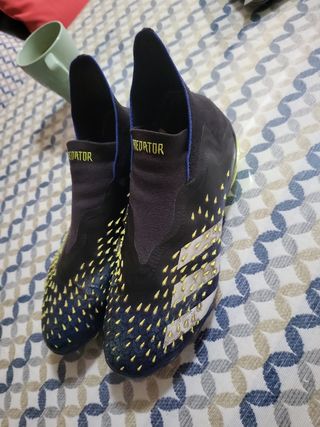 Botas fútbol predator demonskin. Gama alta