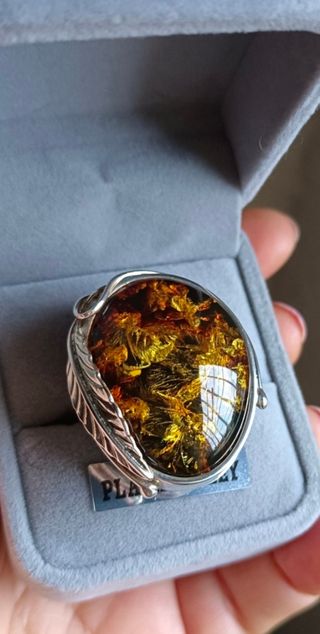 Enorme Anillo de Ámbar Calidad Extra 