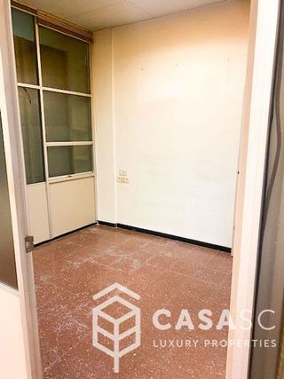 Local comercial en venta en Les Torres - Ca n'Alzamora en Rubí