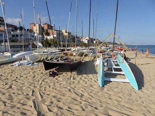 Local comercial en venta en Casagemes - Canyadó en Badalona
