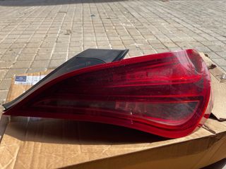 Faro trasero Mercedes Benz CLA