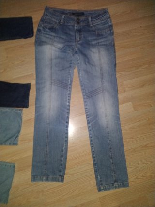 3 pantalones vaqueros T 38 y 40 1 levi's strauss