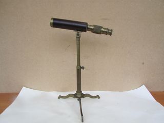 Catalejo antiguo barco trípode bronce monóculo