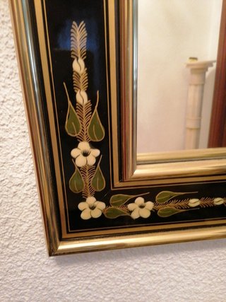 Mueble de entrada y espejo