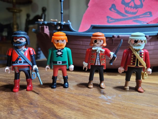 Playmobil piratas