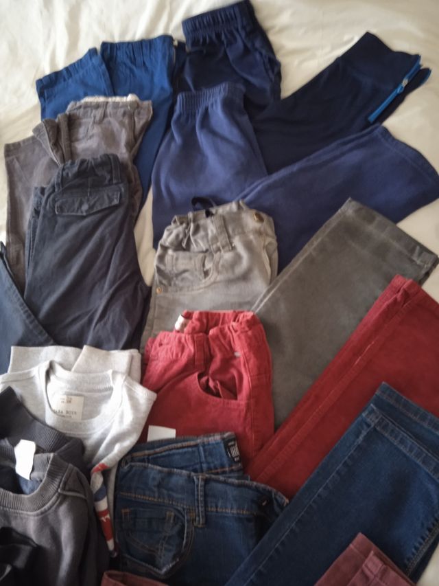 Lote ropa niño 9 - 10 años. 24 prendas