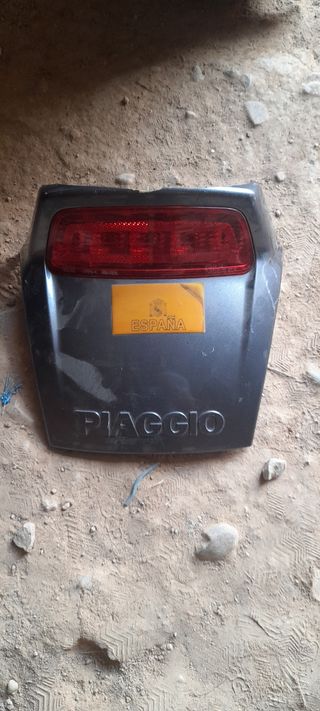 Faro trasero piaggio x9 125