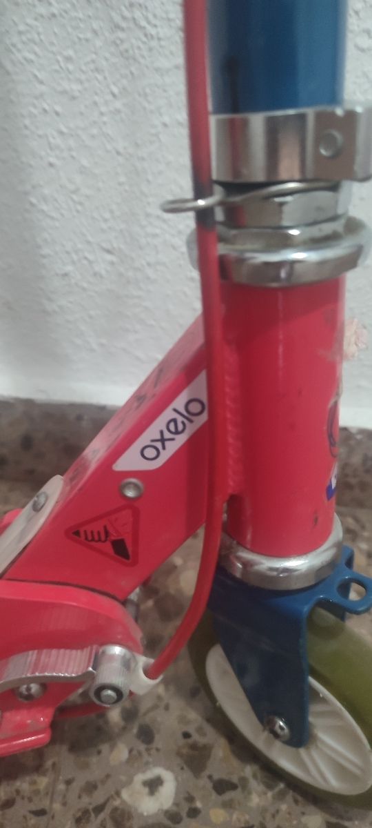 Patinete con freno Oxelo