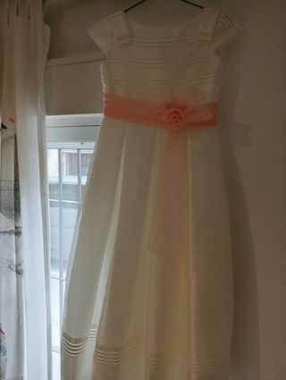 VESTIDO DE COMUNIÓN Y DE REGALO EL CANCÁN.