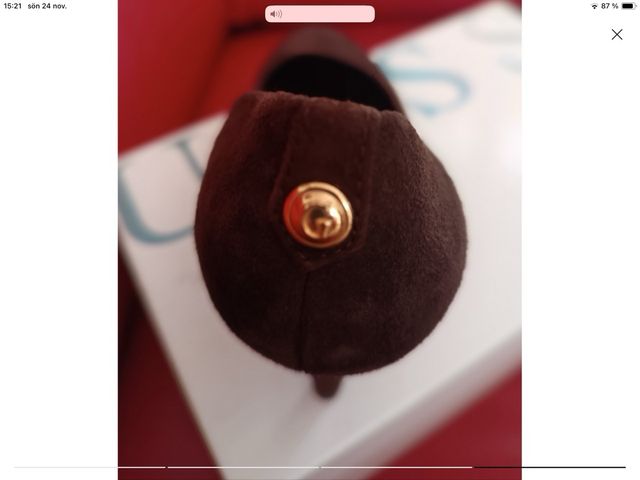 Tacones de piel Guess 38,5