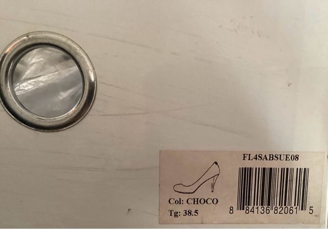 Tacones de piel Guess 38,5